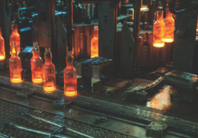 Ứng dụng của bơm chân không trong Sản xuất Chai thủy tinh