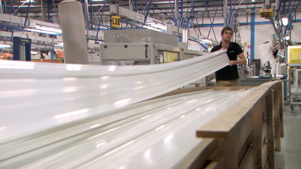 CÂU CHUYỆN THÀNH CÔNG CỦA ESSENTRA – ĐÙN NHỰA ĐỊNH HÌNH