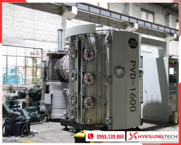 Một máy mạ chân không PVD bản lề cửa