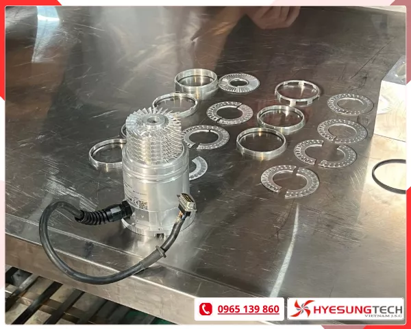 Nguyên lý và thực hành tháo lắp bơm chân không Turbo