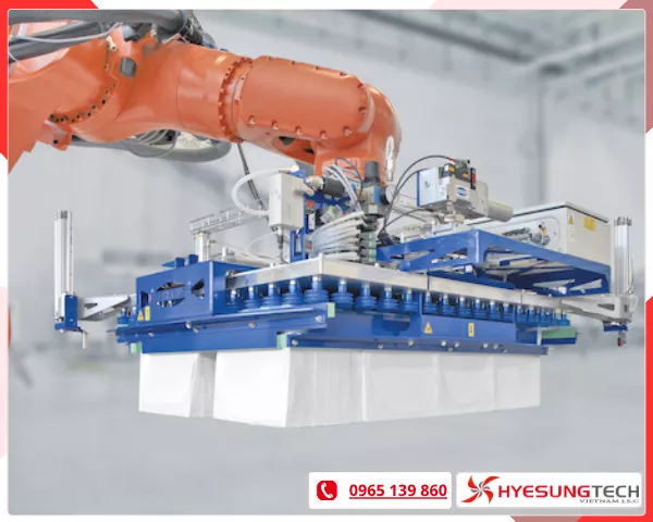 Vì sao robot tự động hóa cần bơm hút chân không?
