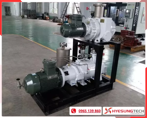 Hệ bơm chân không sử dụng lọc tách dầu